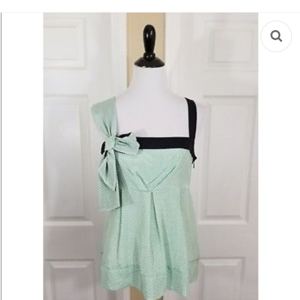 Marc Jacobs Mint Green Sleeveless Top with Bow Accent